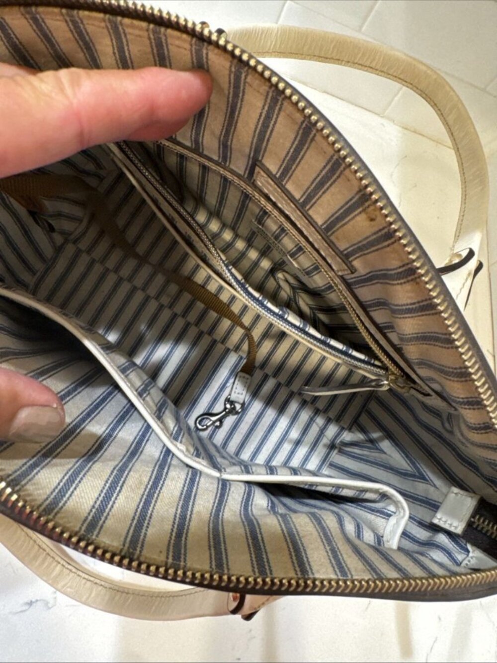 As Is Dooney and Bourke Beacon Cream Leather Satchel Bag - Picture 13 of 16